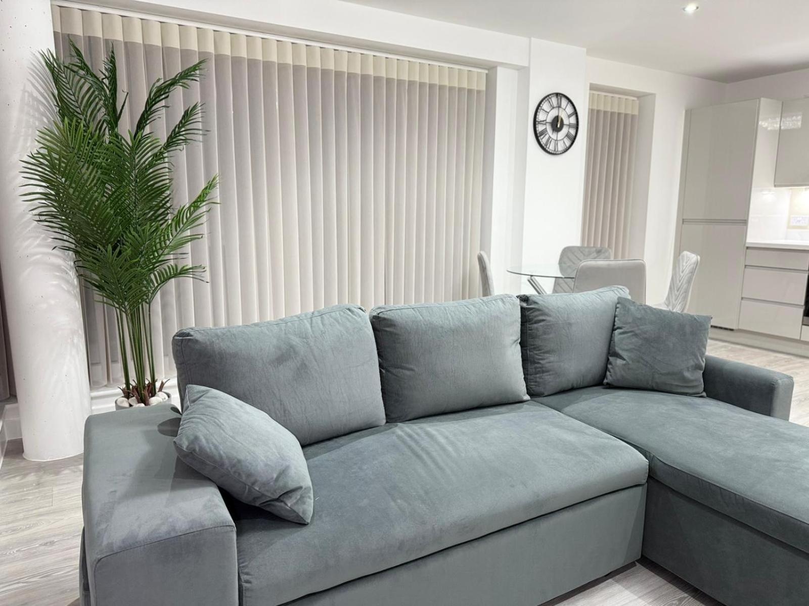 Serenity Waterfront 2 Bed Apartment Northfleet Экстерьер фото