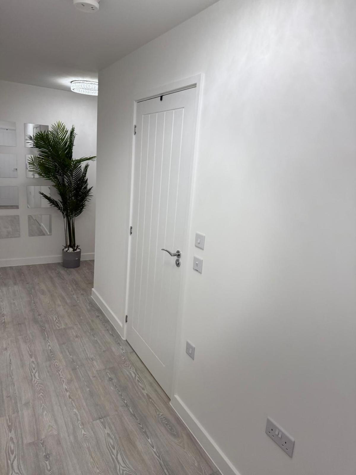 Serenity Waterfront 2 Bed Apartment Northfleet Экстерьер фото