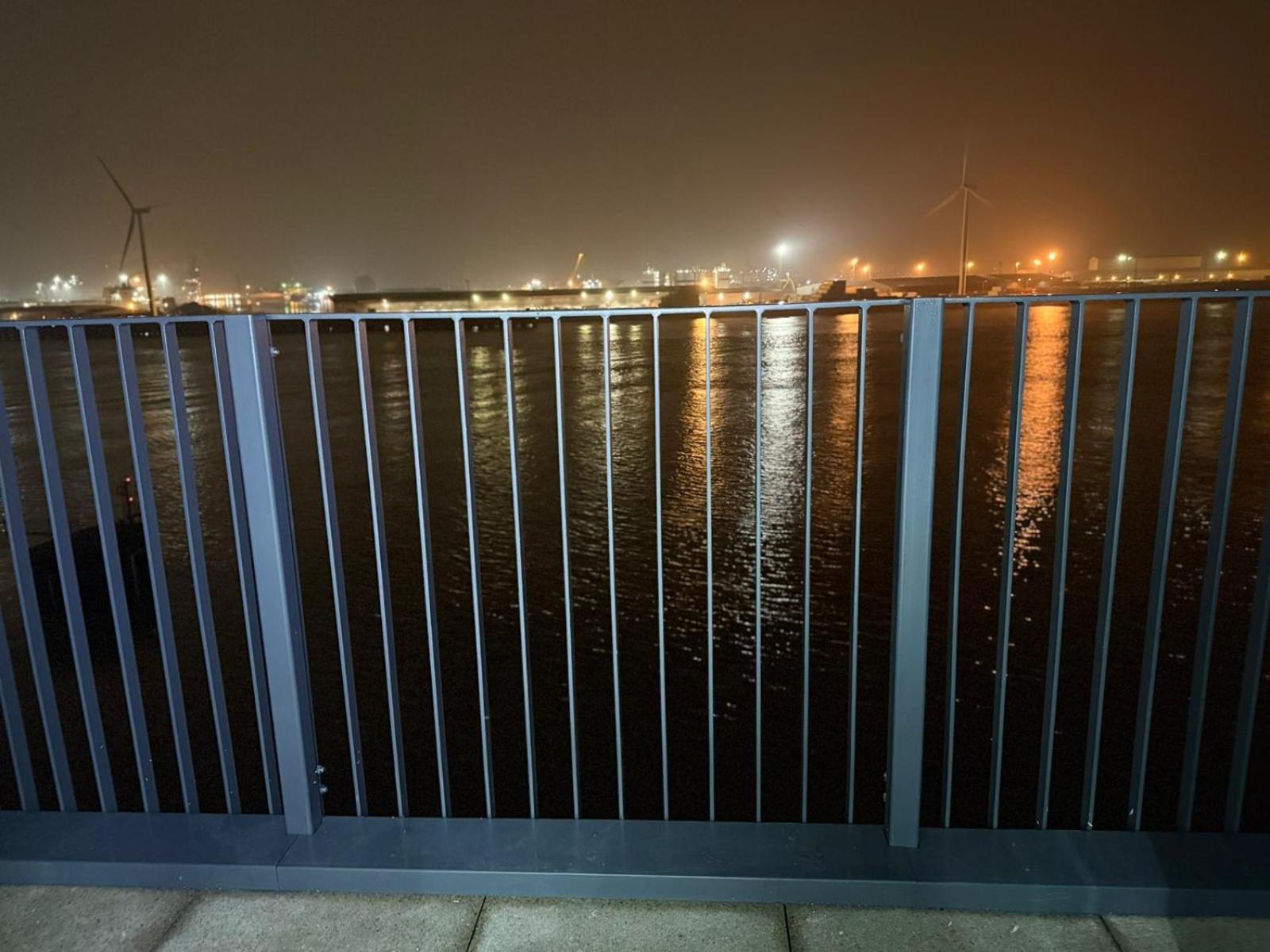Serenity Waterfront 2 Bed Apartment Northfleet Экстерьер фото
